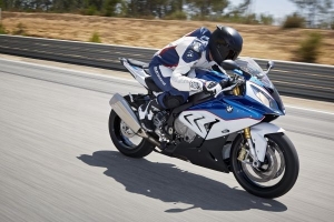 s1000RR on the track image